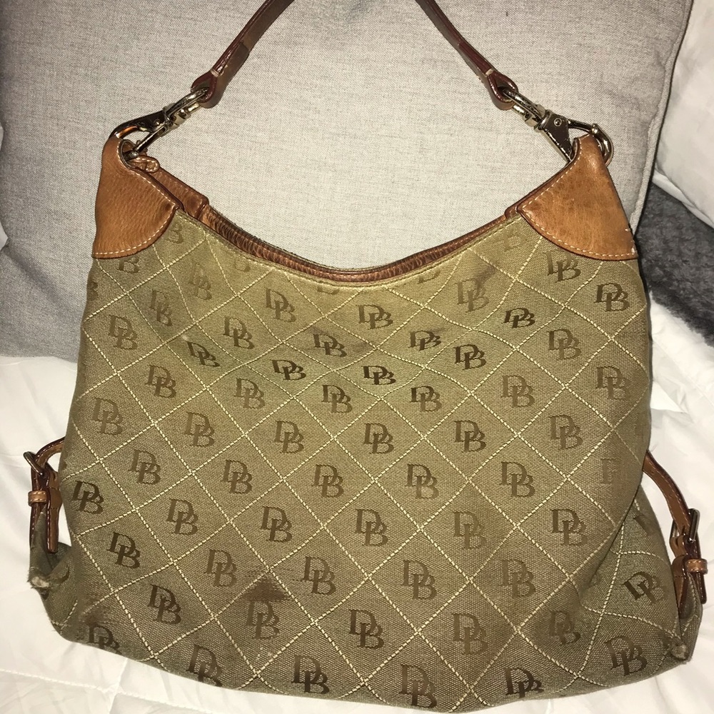 Dooney & Bourke Purse